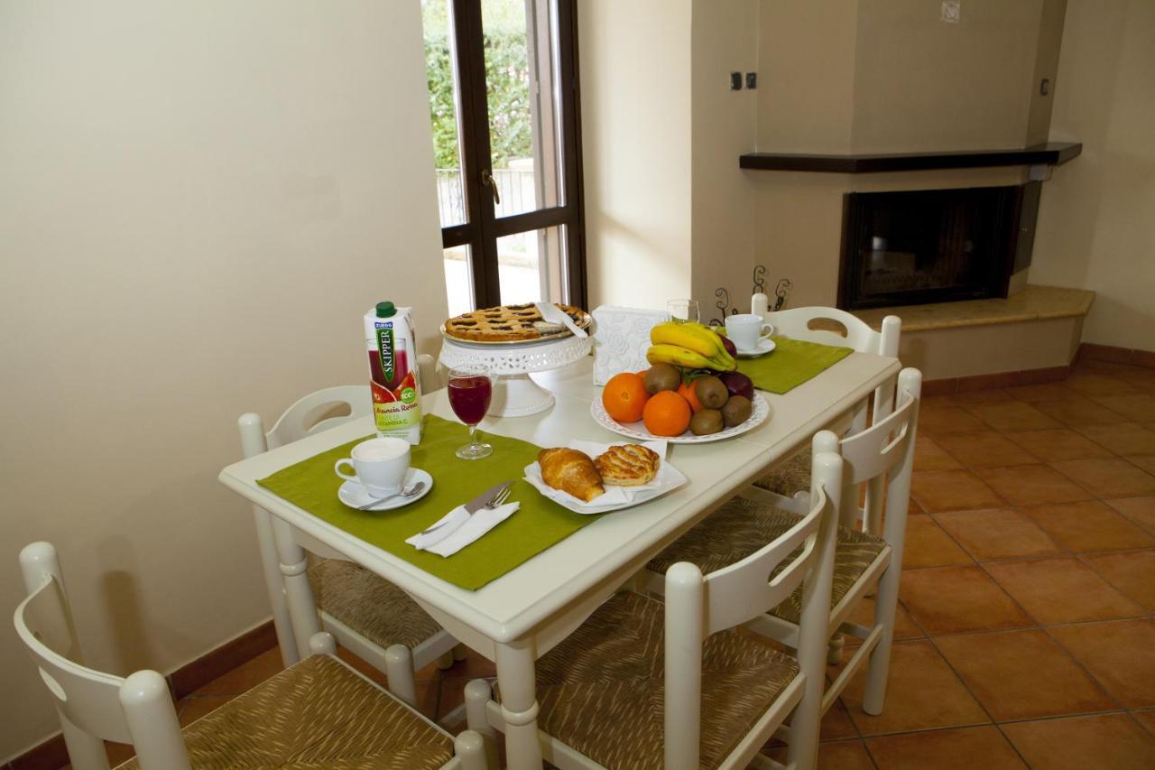 San Francesco Bed & Breakfast Cerisano Dış mekan fotoğraf