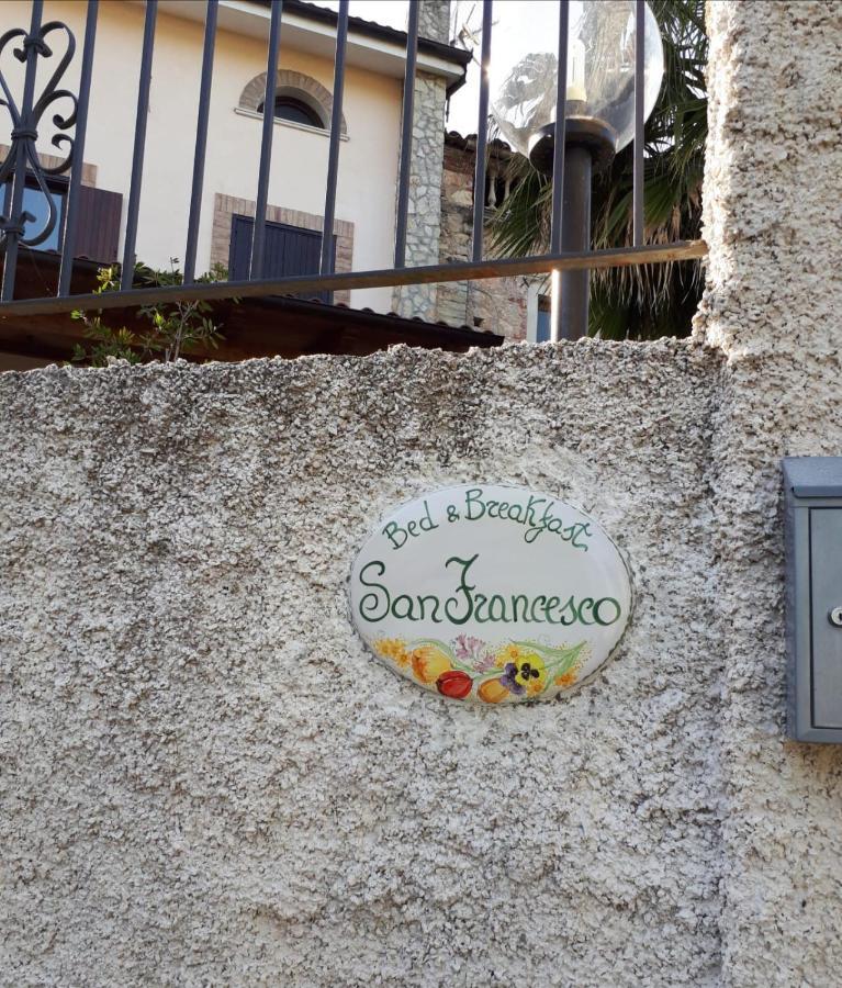 San Francesco Bed & Breakfast Cerisano Dış mekan fotoğraf
